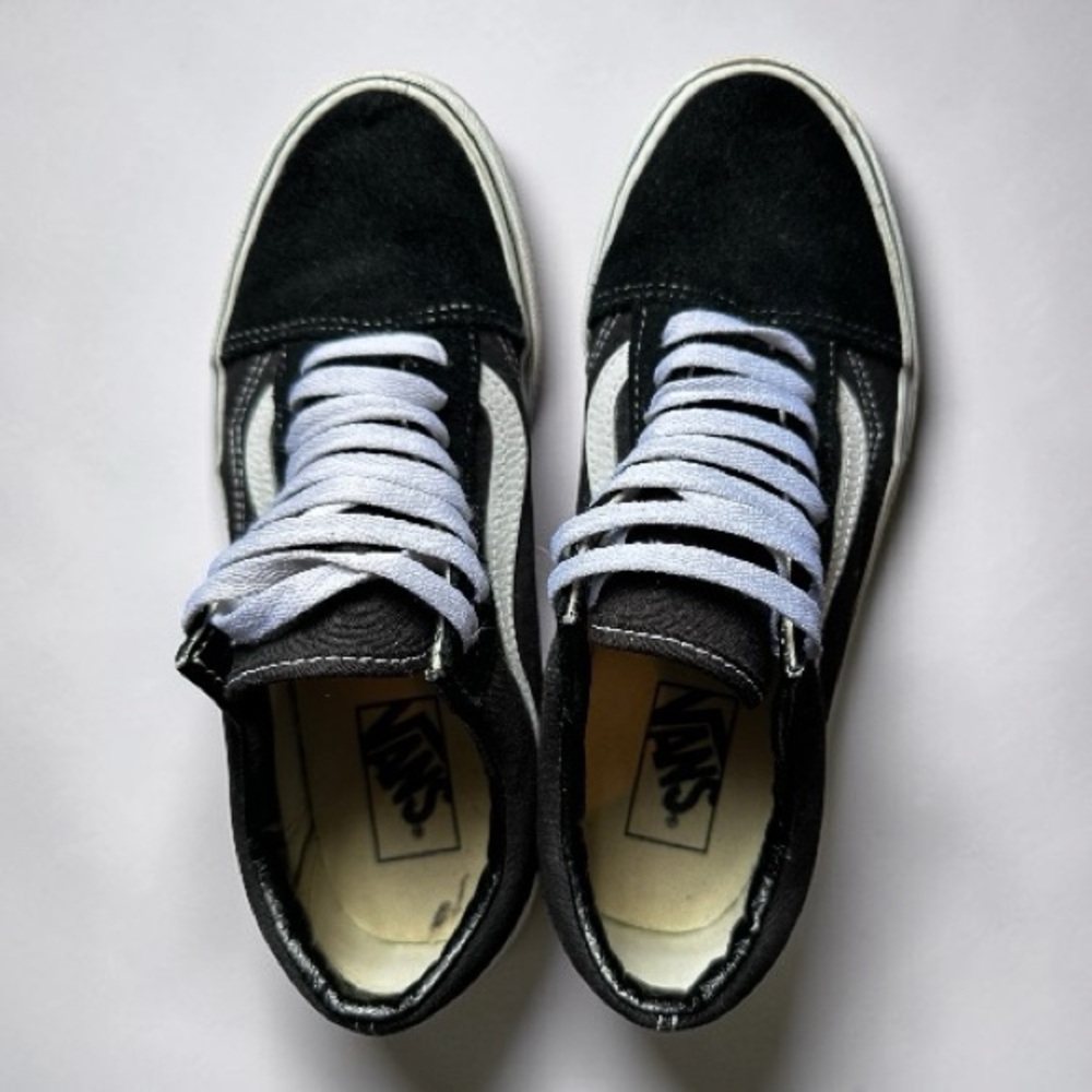 Vans Old Skool Black & White Sneakers | Size 8.5 Women